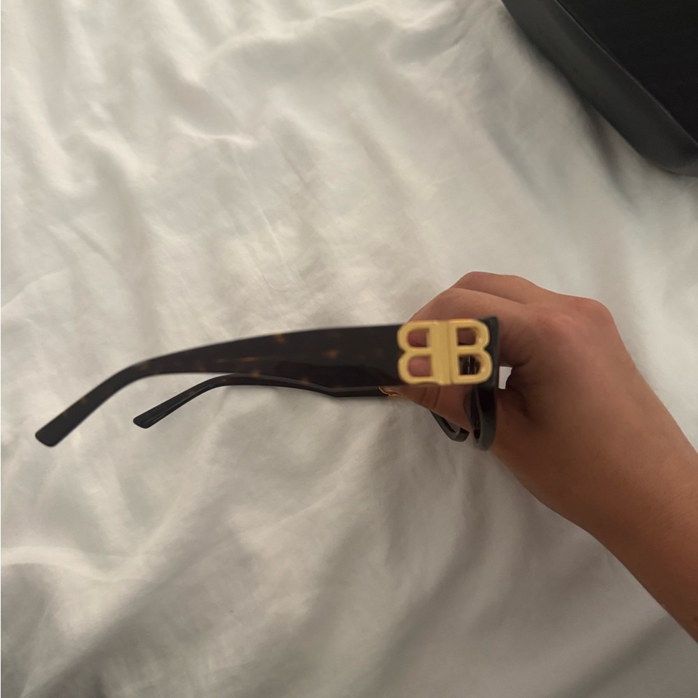 Balenciaga Tortoise Shell Sunglasses - Picture 6 of 7